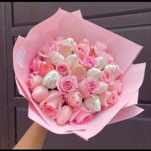 Arreglo de chocolate con rosas