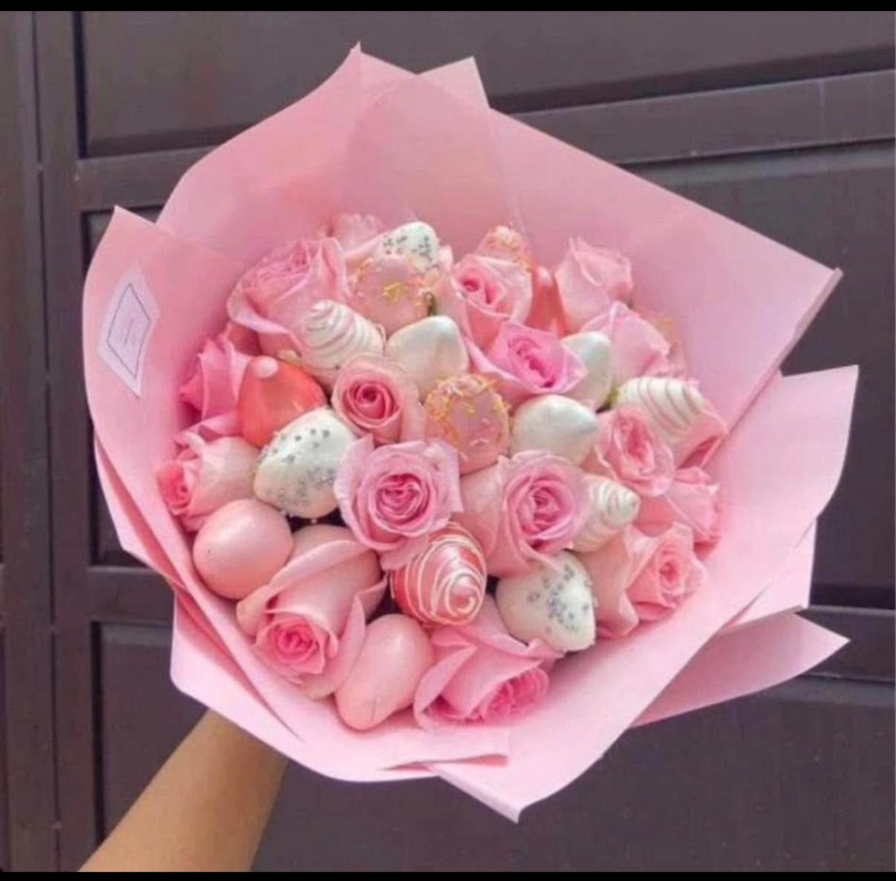 Arreglo de chocolate con rosas